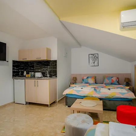 Makedon Apartments Охрид Екстериор снимка
